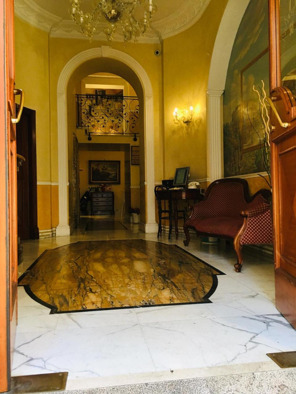 Hs 311 Hotel Róma Kültér fotó