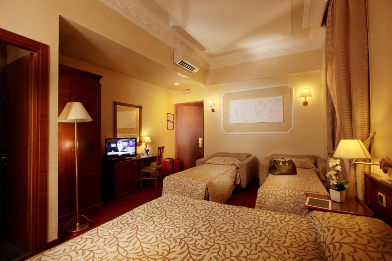 Hs 311 Hotel Róma Kültér fotó